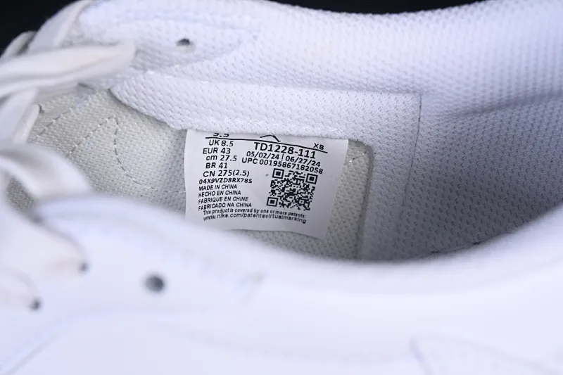All categories Air Jordan Jordan series basketball shoes Air Jordan 1 Low foreign trade version Travis Scott x Fragment Design x Air Jordan 1 Low OG SP AJ1 Joe 1 family and friends limited pure white low-top cultural casual sneakers TD1228-111